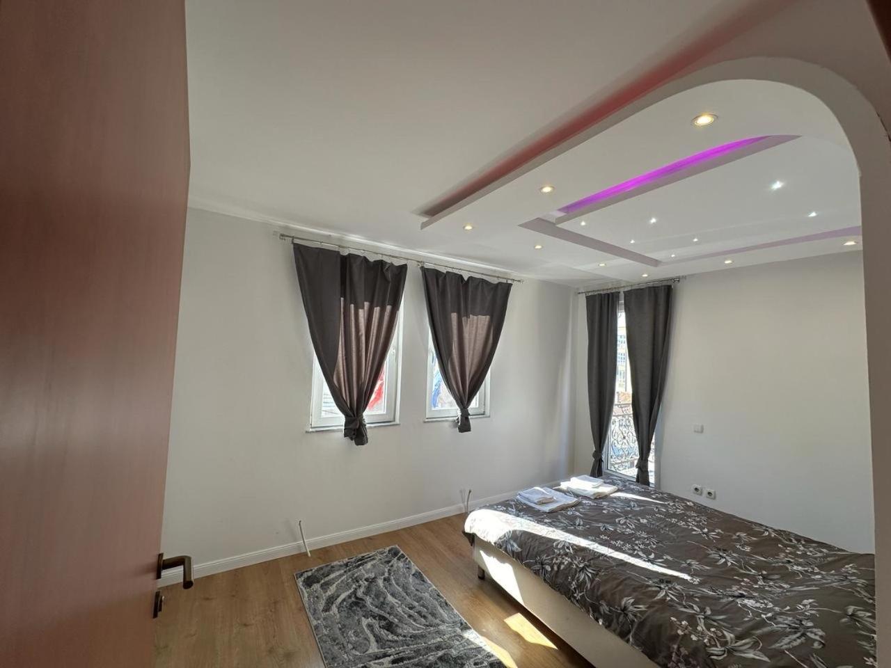38 Apartment 2 Pristina Eksteriør billede