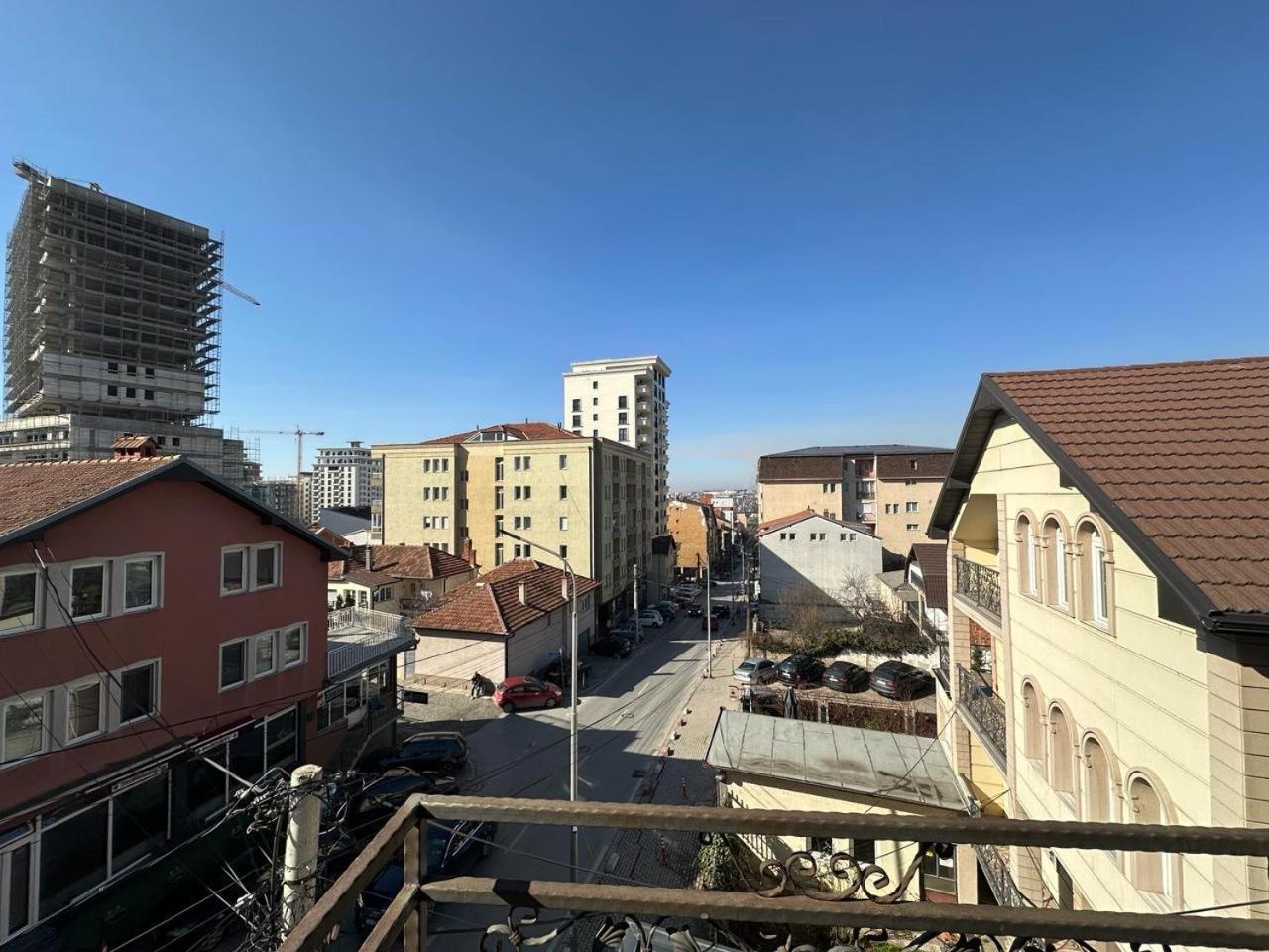 38 Apartment 2 Pristina Eksteriør billede